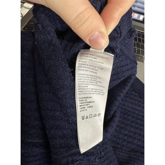 💗 Free People Navy Long Sleeve Top || Size XS - Picture 9 of 10